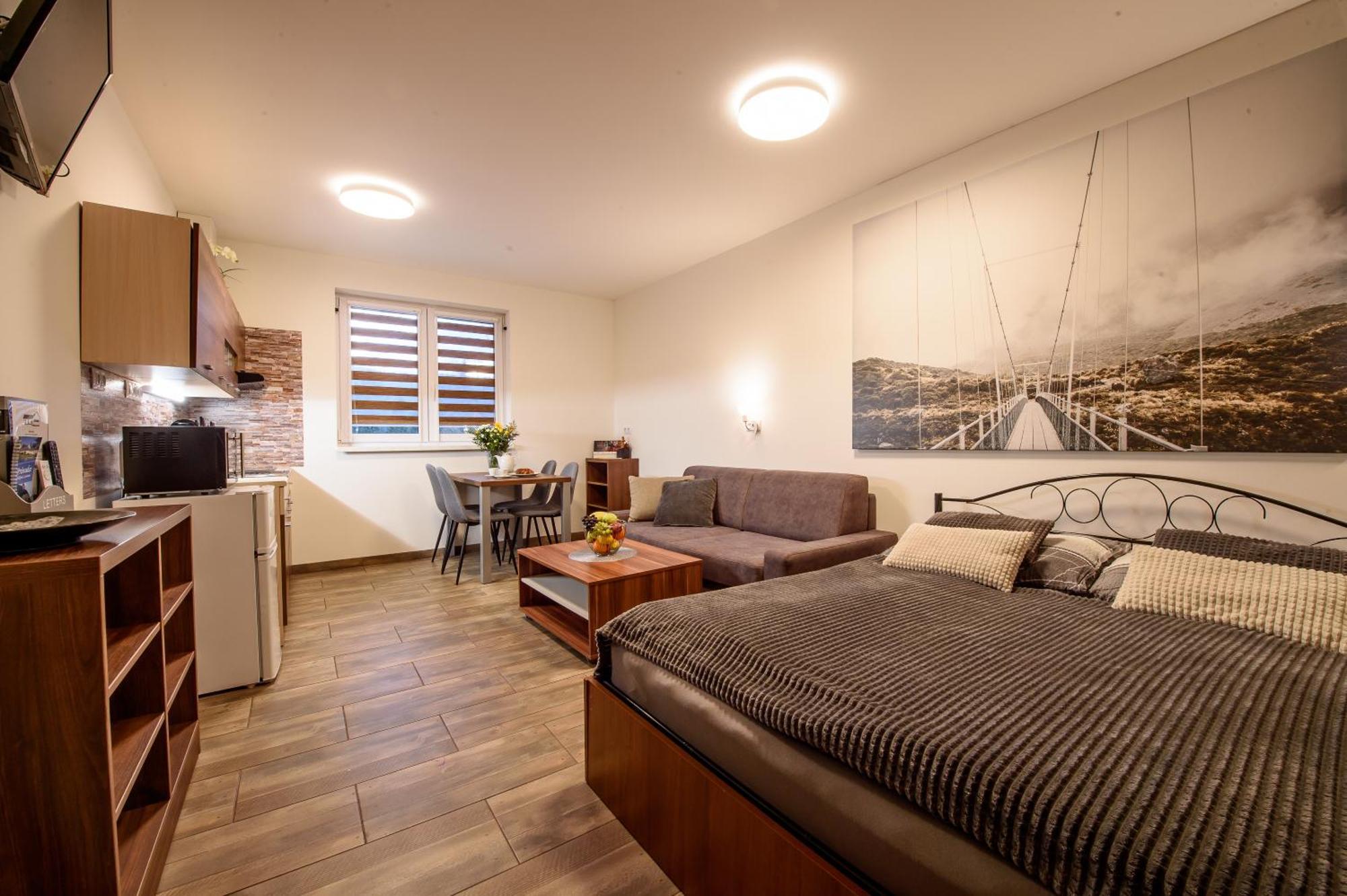 Apartmany Dolosin เวลเก โลซีนี ภายนอก รูปภาพ
